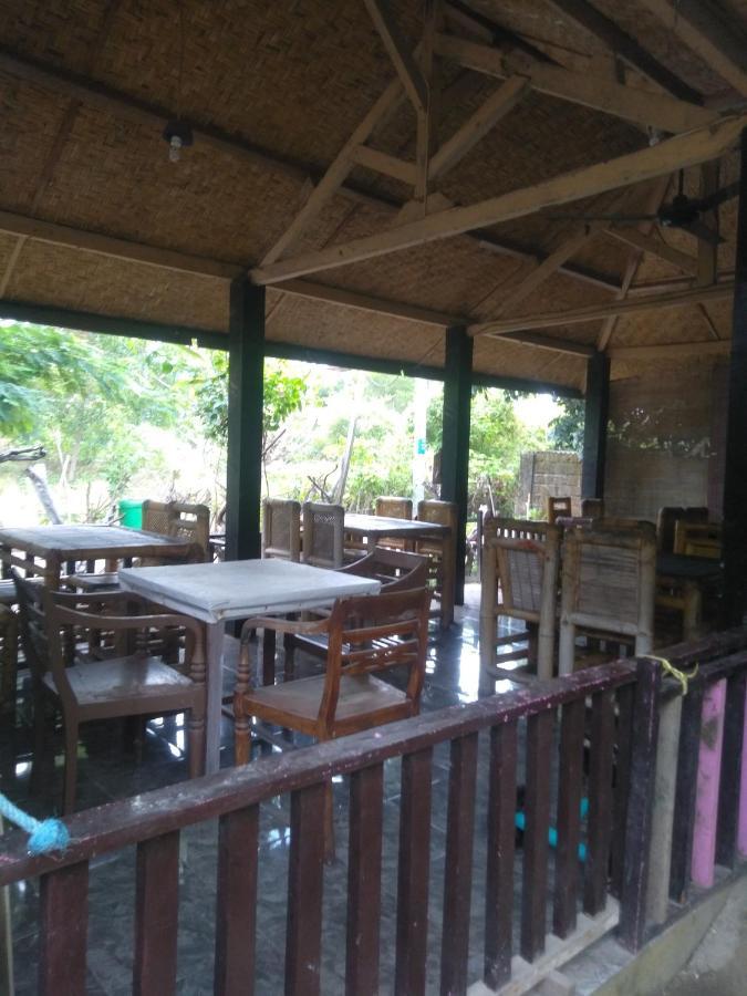 Family Bungalow Gili Meno Exterior foto