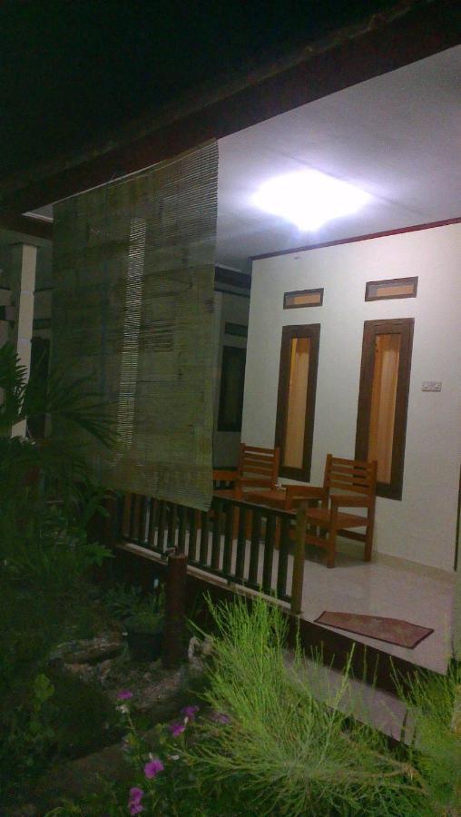 Family Bungalow Gili Meno Exterior foto