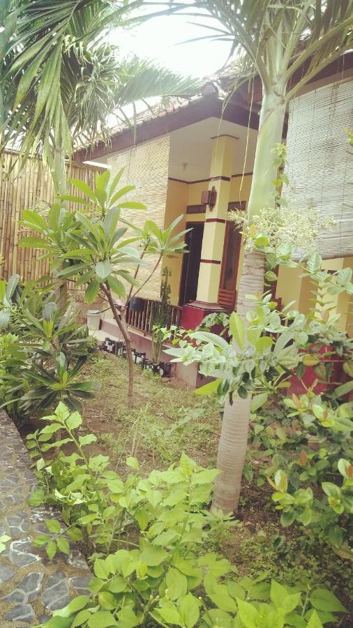 Family Bungalow Gili Meno Exterior foto